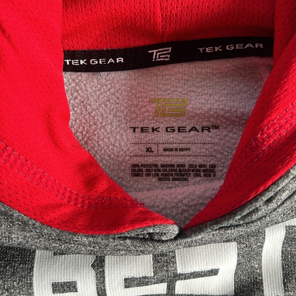 Boys XL hoodie - Picture 3 of 6